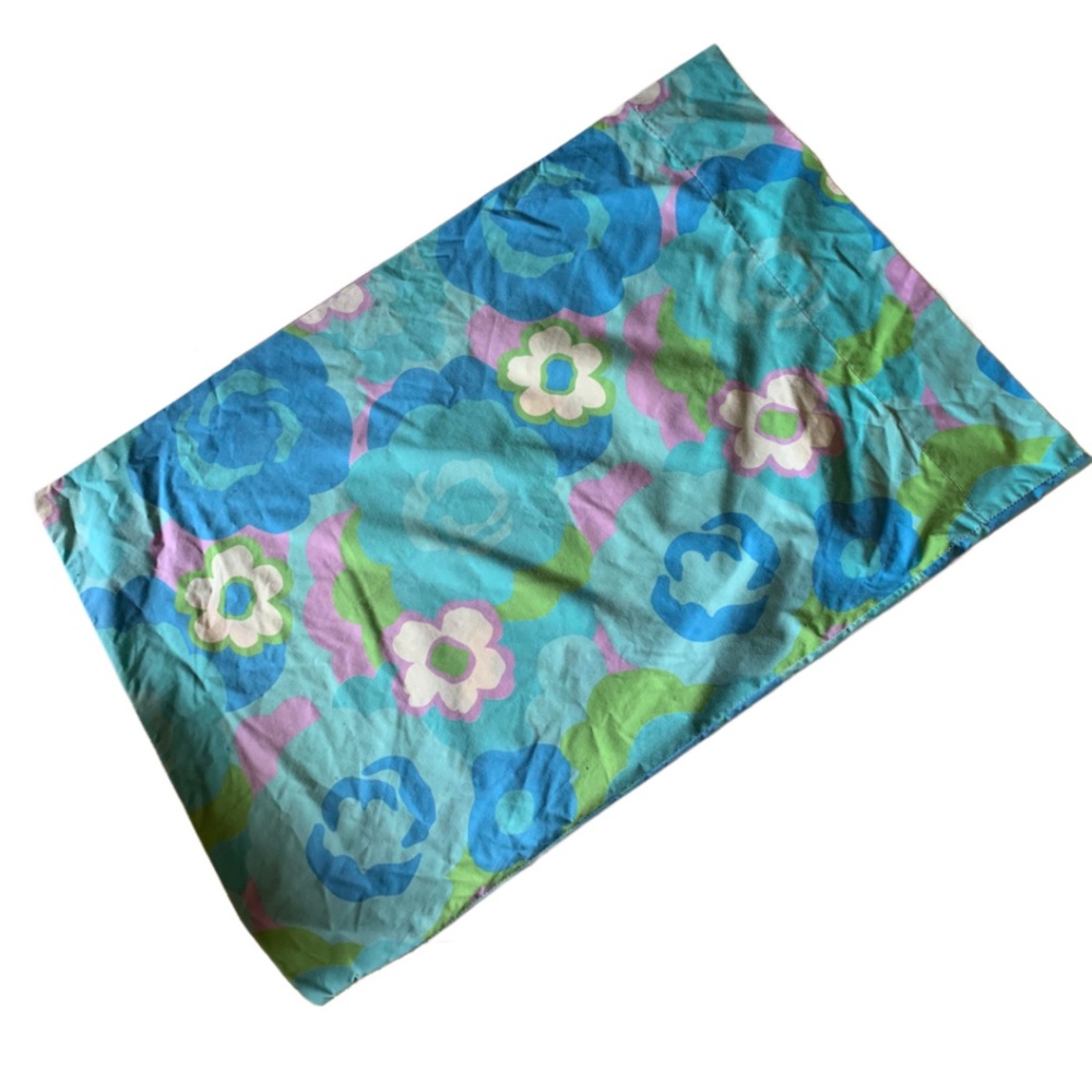 1970s Flower Power Blue and Lavender Flower Print Standard Pillow Case